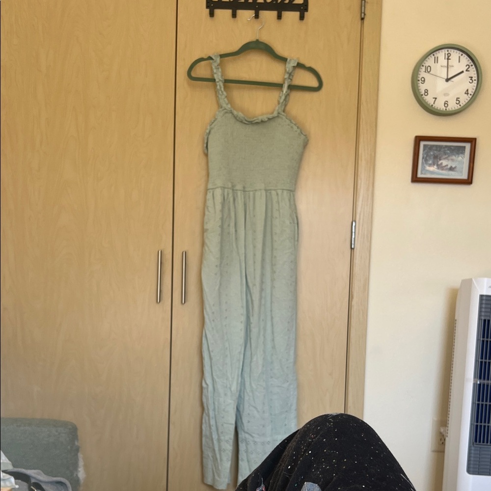 Light Green Sleeveless Jumpsuit